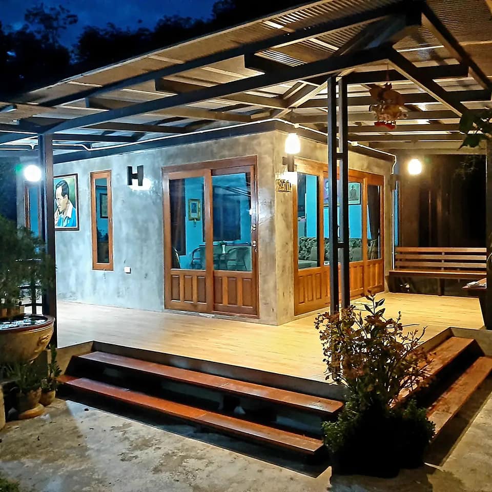 บ้านสไตล์ลอฟ บ้านในสวน พัทลุง