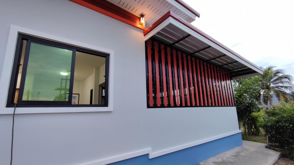 บ้านโมเดิร์น 3 ห้องนอน ขนาด 180 ตร.ม. (แต่ละห้องใหญ่มาก) งบ 1.5 ล้านบาท