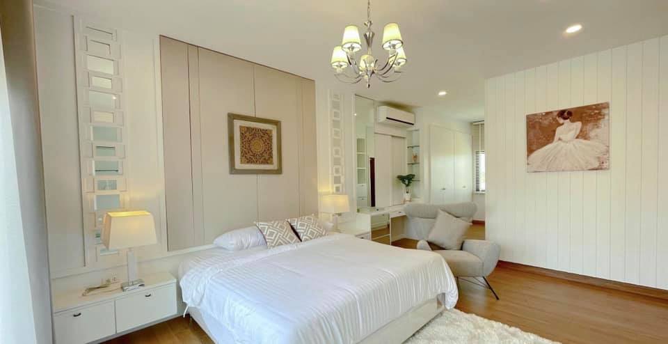 แบบบ้านเดี่ยว 2 ชั้น สไตล์โมเดิร์น พร้อมตกแต่ง