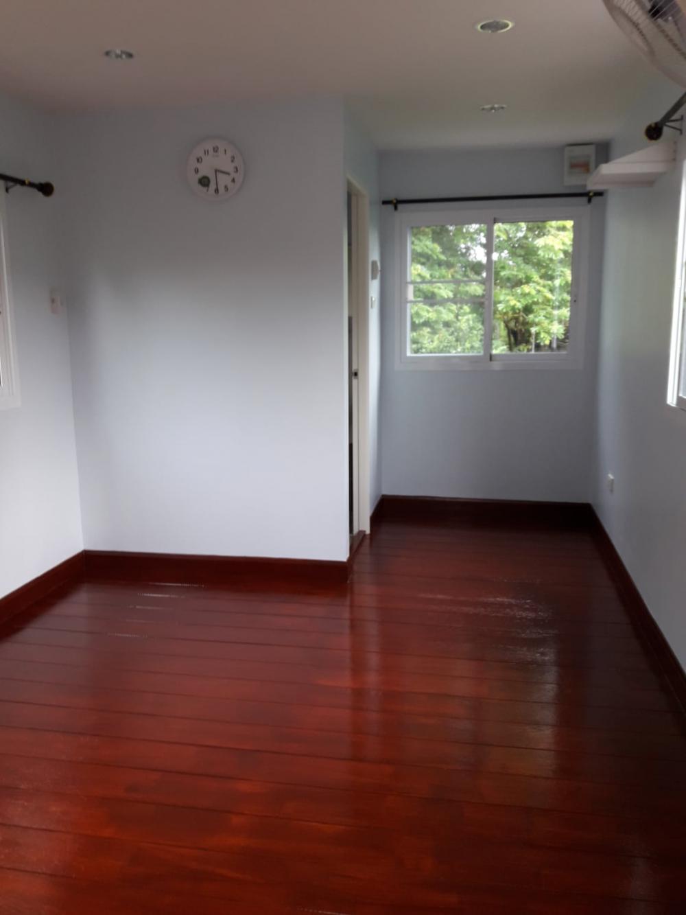 บ้านน็อคดาวน์ พร้อมติดตั้ง 235,000 บาท ( 1 ห้องนอน 1 ห้องน้ำ 1 ระเบียง)