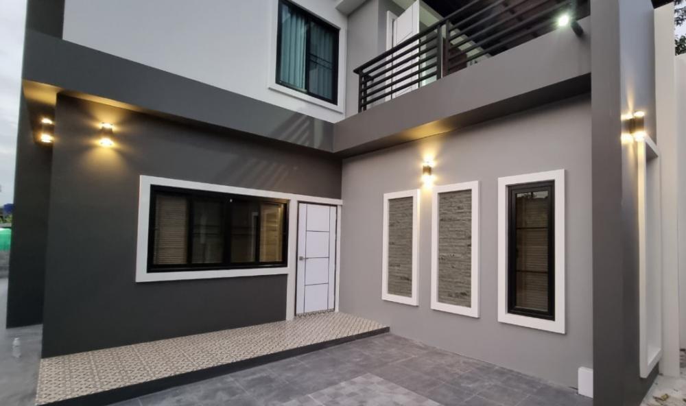 บ้านชั้นครึ่ง สไตล์โมเดิร์น งบประมาณ 2.90 ล้านบาท