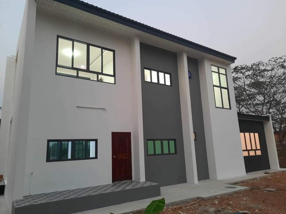 บ้านทรงกล่อง 2 ชั้น งบ 2.9 ล้านบาท