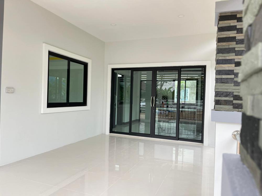 บ้านทรงโมเดิร์น 2 ห้องนอน 2 ห้องน้ำ 1 ห้องรับแขก 1 ห้องครัว งบ 7 แสนบาท