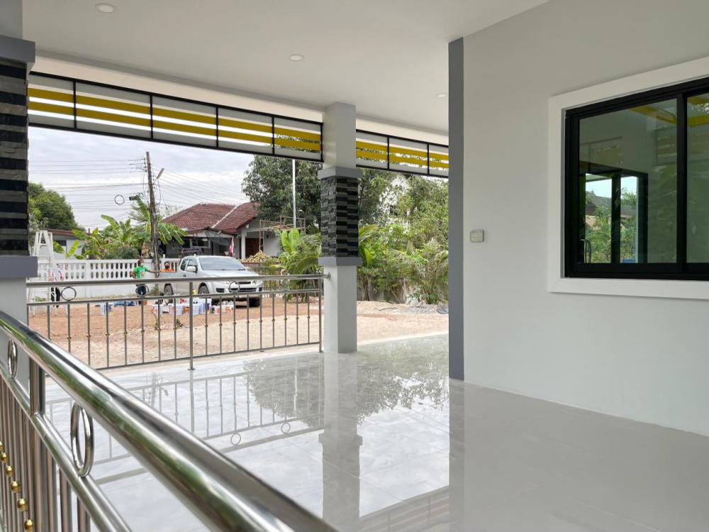 บ้านทรงโมเดิร์น 2 ห้องนอน 2 ห้องน้ำ 1 ห้องรับแขก 1 ห้องครัว งบ 7 แสนบาท