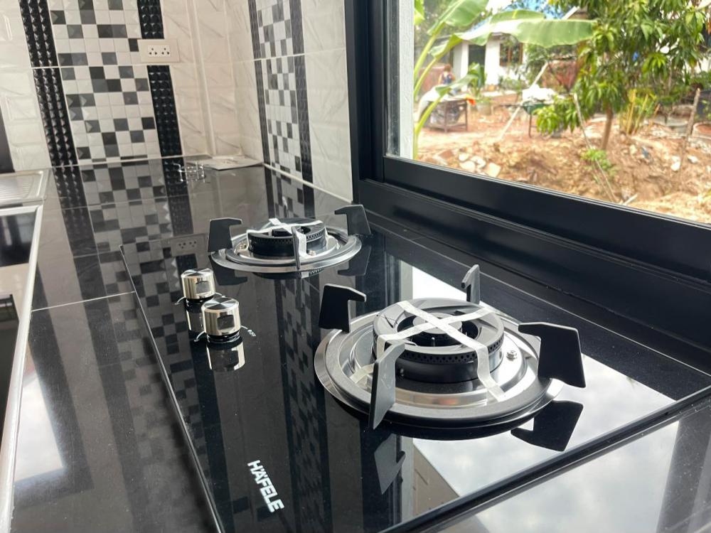 บ้านทรงโมเดิร์น 2 ห้องนอน 2 ห้องน้ำ 1 ห้องรับแขก 1 ห้องครัว งบ 7 แสนบาท