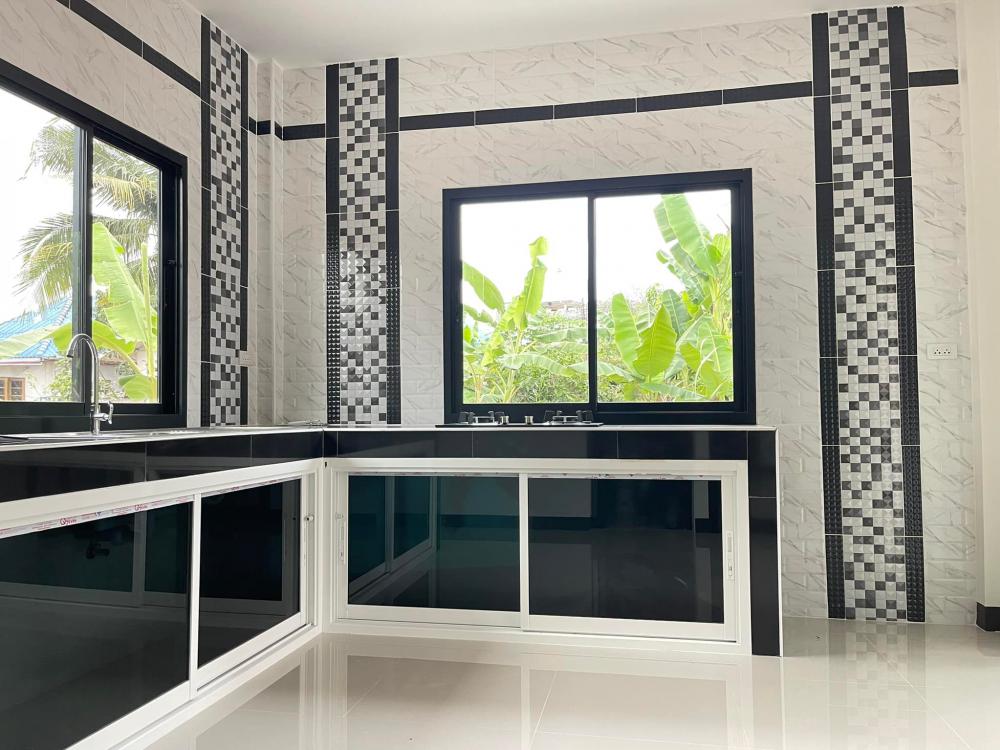 บ้านทรงโมเดิร์น 2 ห้องนอน 2 ห้องน้ำ 1 ห้องรับแขก 1 ห้องครัว งบ 7 แสนบาท