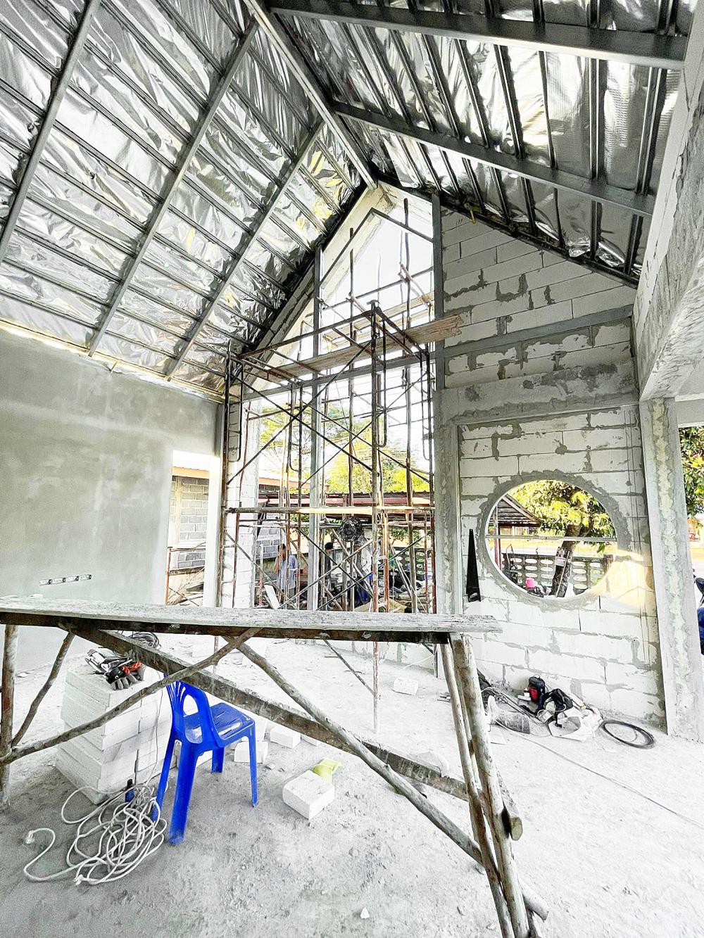 รีโนเวทบ้านเก่าให้กลายเป็นบ้านสไตล์ มินิมอล-มูจิ