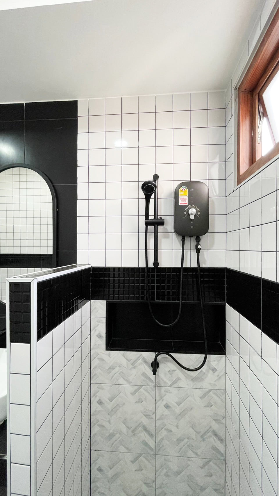 รีโนเวทบ้านเก่าให้กลายเป็นบ้านสไตล์ มินิมอล-มูจิ