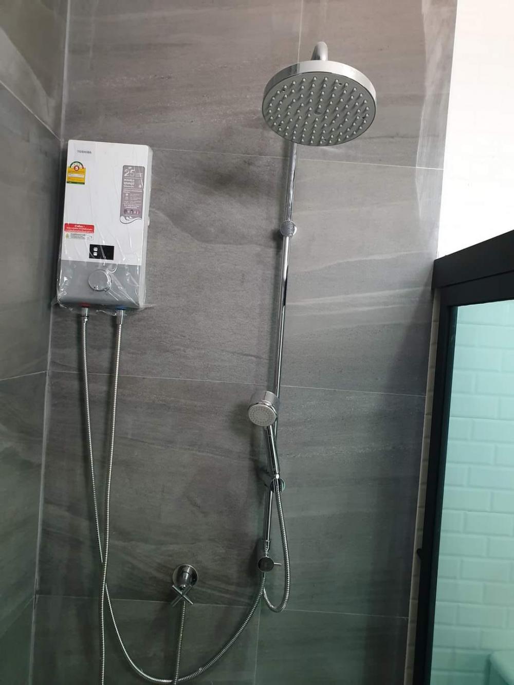 บ้านโมเดิร์นกลิ่นอายมินิมอล 3 ห้องนอน พร้อมที่จอดรถ 1.5 ล้านบาท