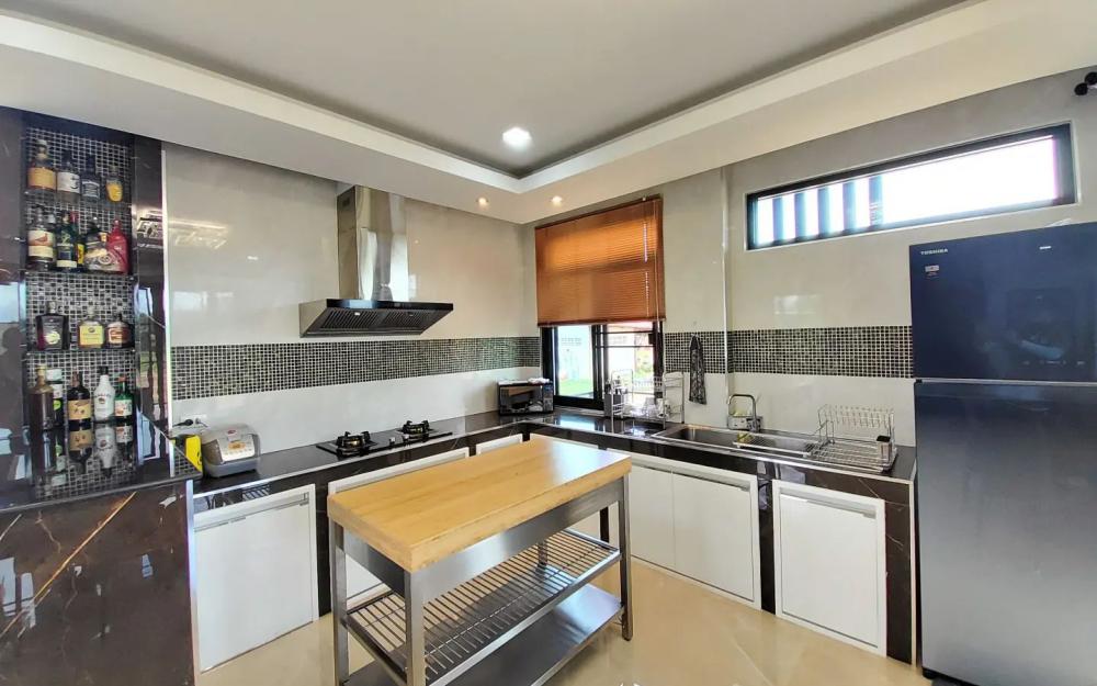 บ้านพักอาศัยสองชั้น แนวโมเดิร์นทรอลปิกครอล