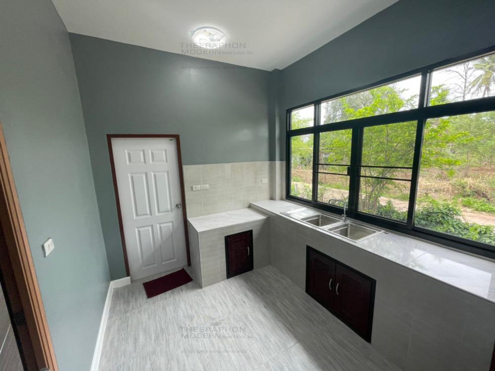 บ้านทรงโมเดิร์น 2 ห้องนอน ห้องโถง ห้องพระ ห้องน้ำ