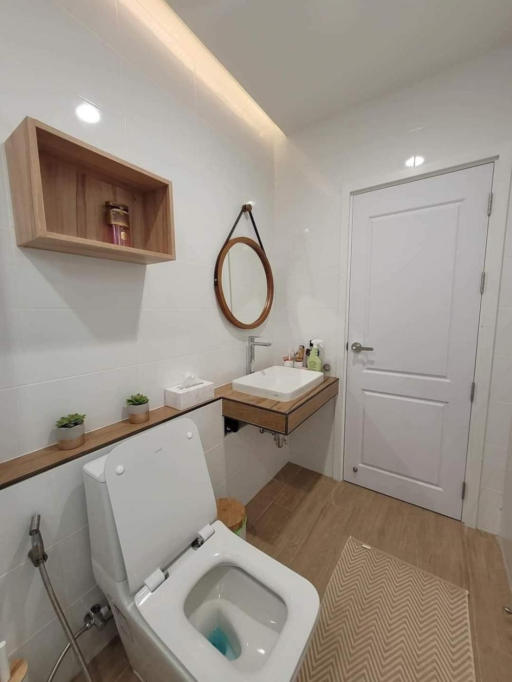 บ้านเดี่ยวสองชั้นโมเดิร์นสวยๆ 4 ห้องนอน 3 ห้องน้ำ