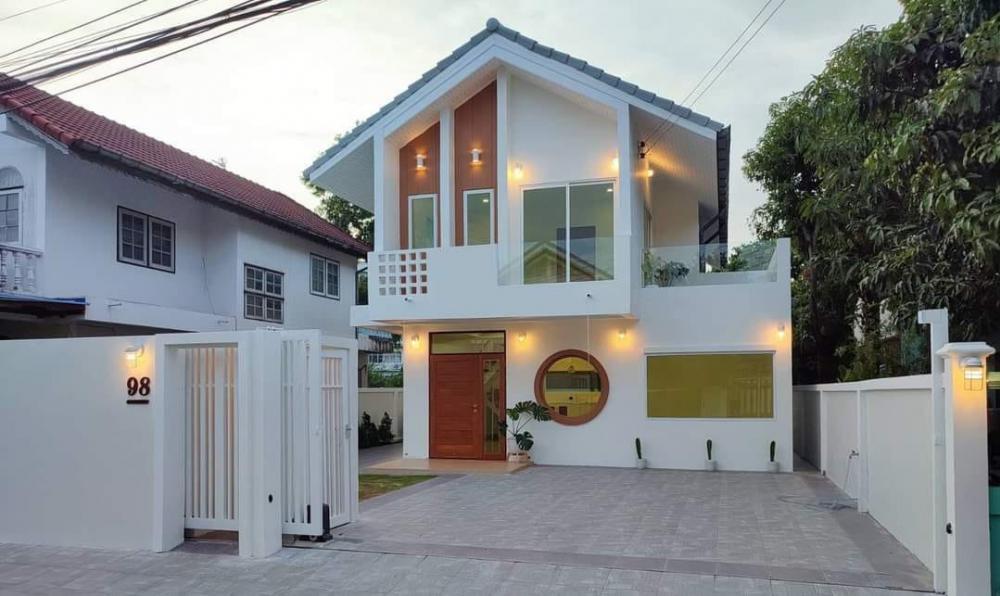 ไอเดียรีโนเวทบ้านสวย2ชั้น สไตล์มินิมอล มูจิ