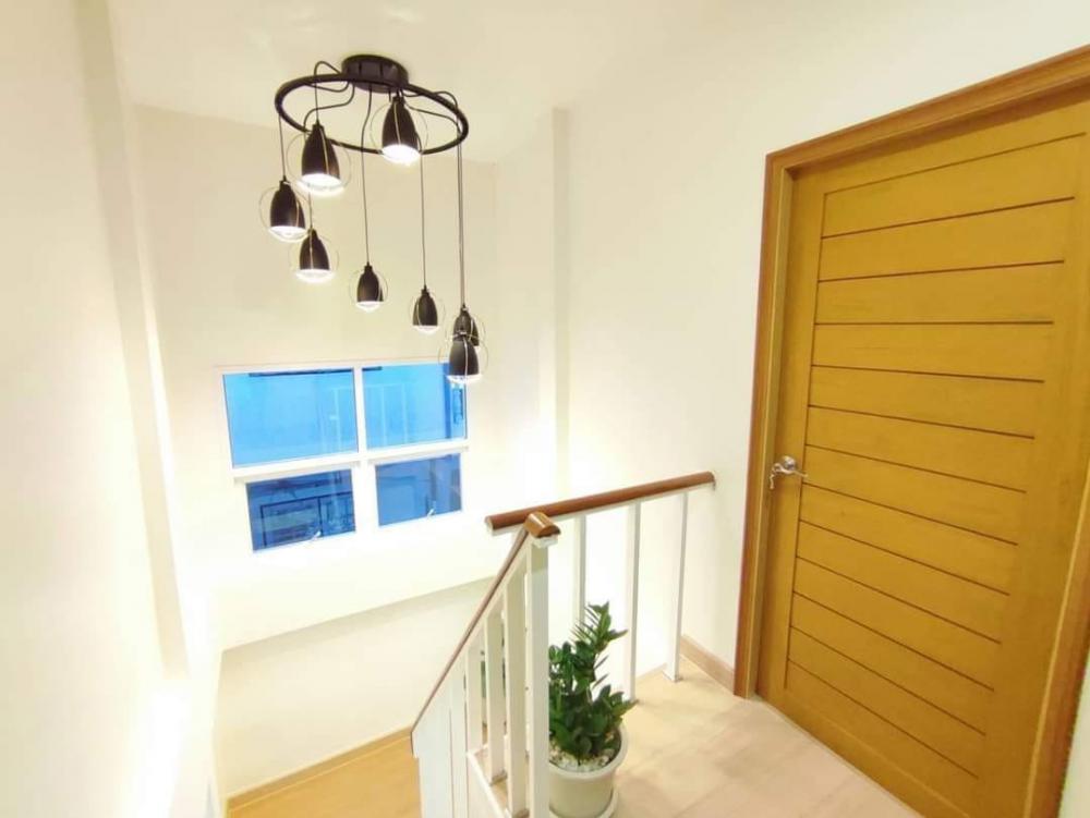 ไอเดียรีโนเวทบ้านสวย2ชั้น สไตล์มินิมอล มูจิ