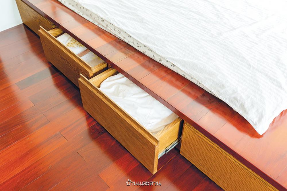 บ้านเก่าของครอบครัวปรับโฉมสู่ บ้านรีโนเวตของคนสามวัย ให้ดูโปร่งโล่ง อบอุ่น อยู่สบาย ใช้งานสะดวกมากขึ้นสำหรับผู้สูงอายุ