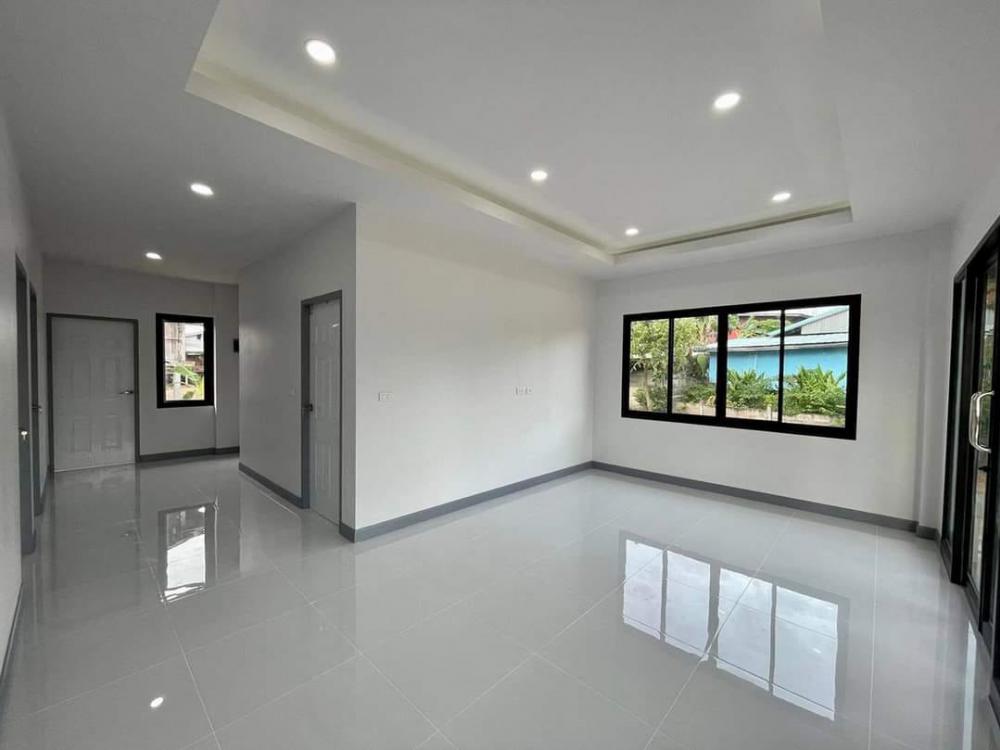 แบบบ้านโมเดิร์นชั้นเดียว 3 ห้องนอน 1 ห้องน้ำ 1 โถงรับแขก 1 พร้อมเฉลียงหน้าบ้าน