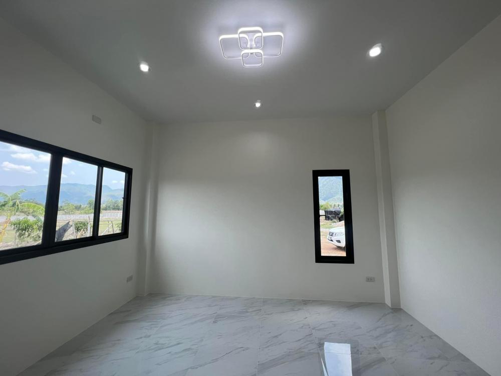 แบบบ้านชั้นเดียวสไตล์โมเดิร์นขนาดเล็กกระทัดรัด ฟังก์ชันใช้สอยครบครัน