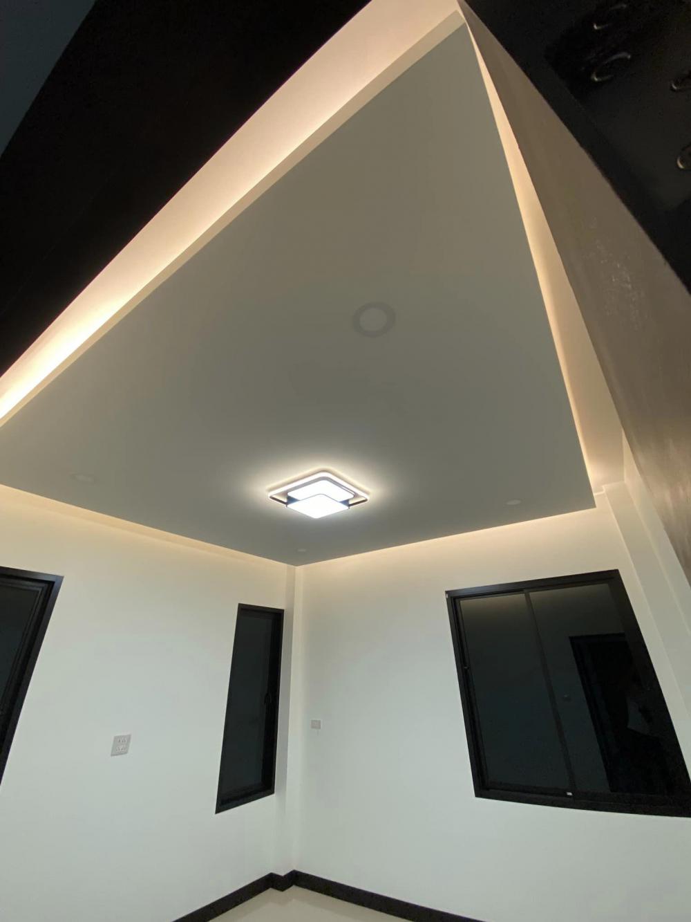 บ้านโมเดริ์น ออกแบบล้ำสมัย งบ 1.3 ล้านบาท