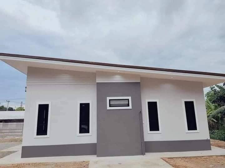 บ้านโมเดิร์นโทนขาว