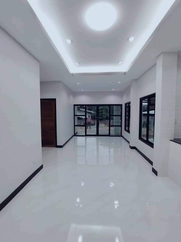 บ้านโมเดิร์นโทนขาว