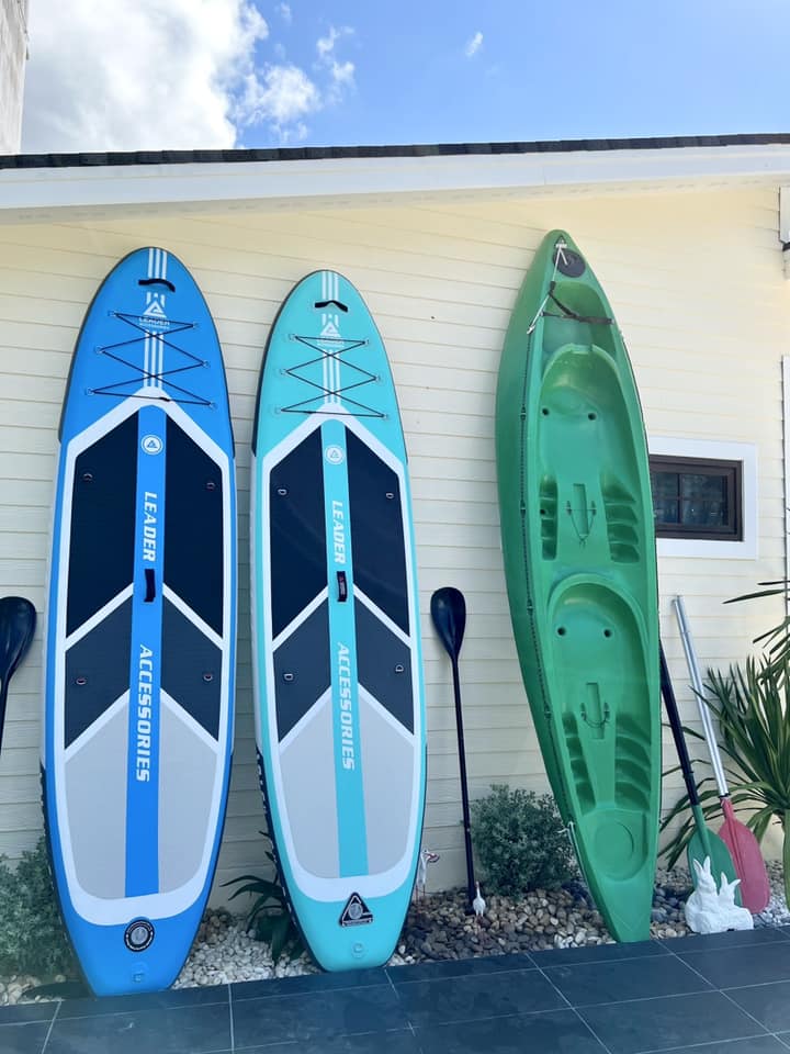 บ้านสไตล์รีสอทร์ ขนาด 2 ห้องนอน กระทัดรัด สวยๆ น่ารัก งบสราง 4.3 แสนบาท