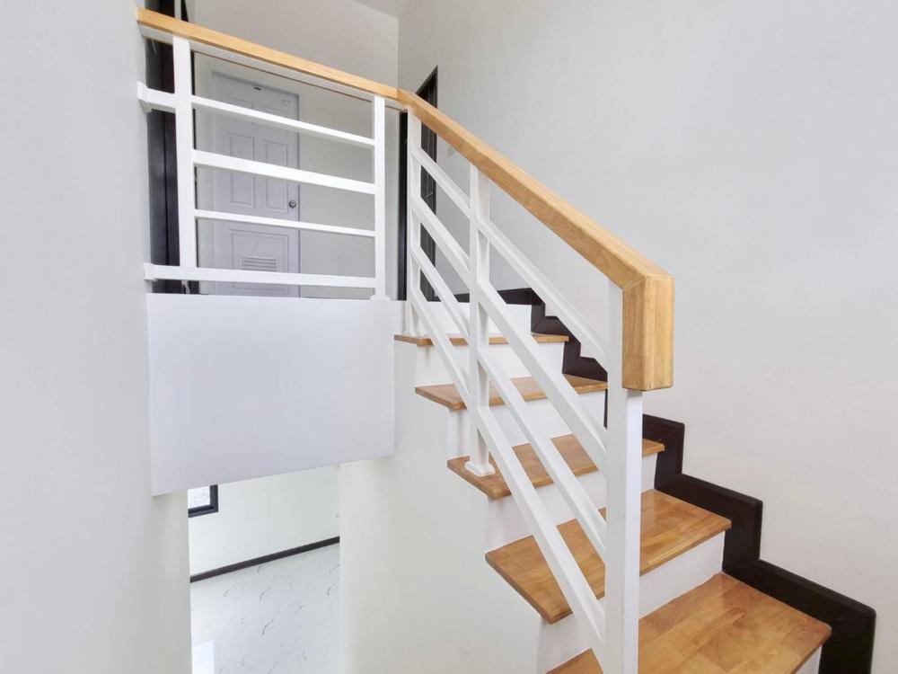 บ้านพักอาศัย 2 ชั้น ขนาด 4 ห้องนอน 3 ห้องน้ำ และห้องอื่นๆ