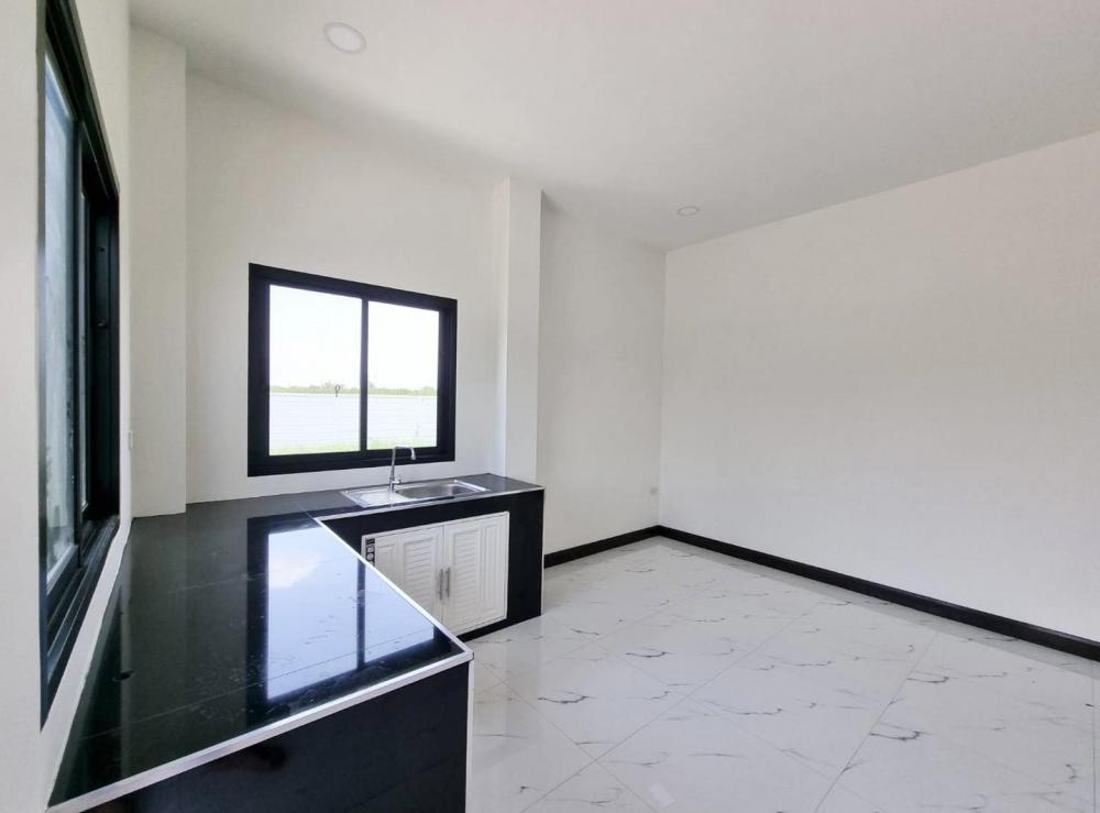 บ้านพักอาศัย 2 ชั้น ขนาด 4 ห้องนอน 3 ห้องน้ำ และห้องอื่นๆ