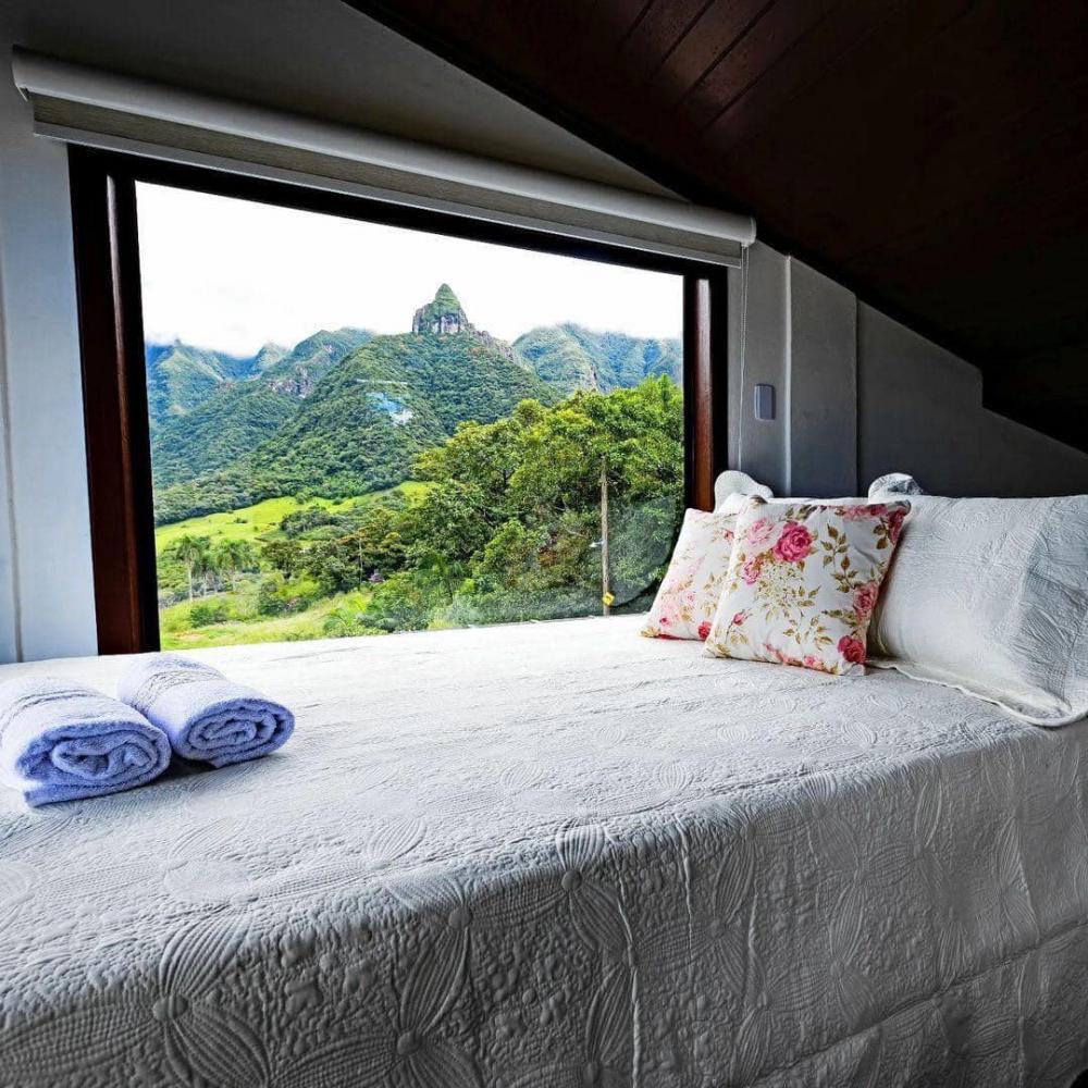 บ้านยกพื้นติดภูเขา สวยลงตัวกับวิวเขา