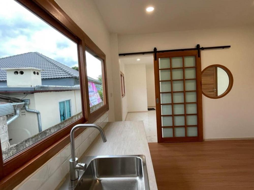 แบบบ้านสวยสไตล์มินิมอล  งบ 1.3 ล้าน