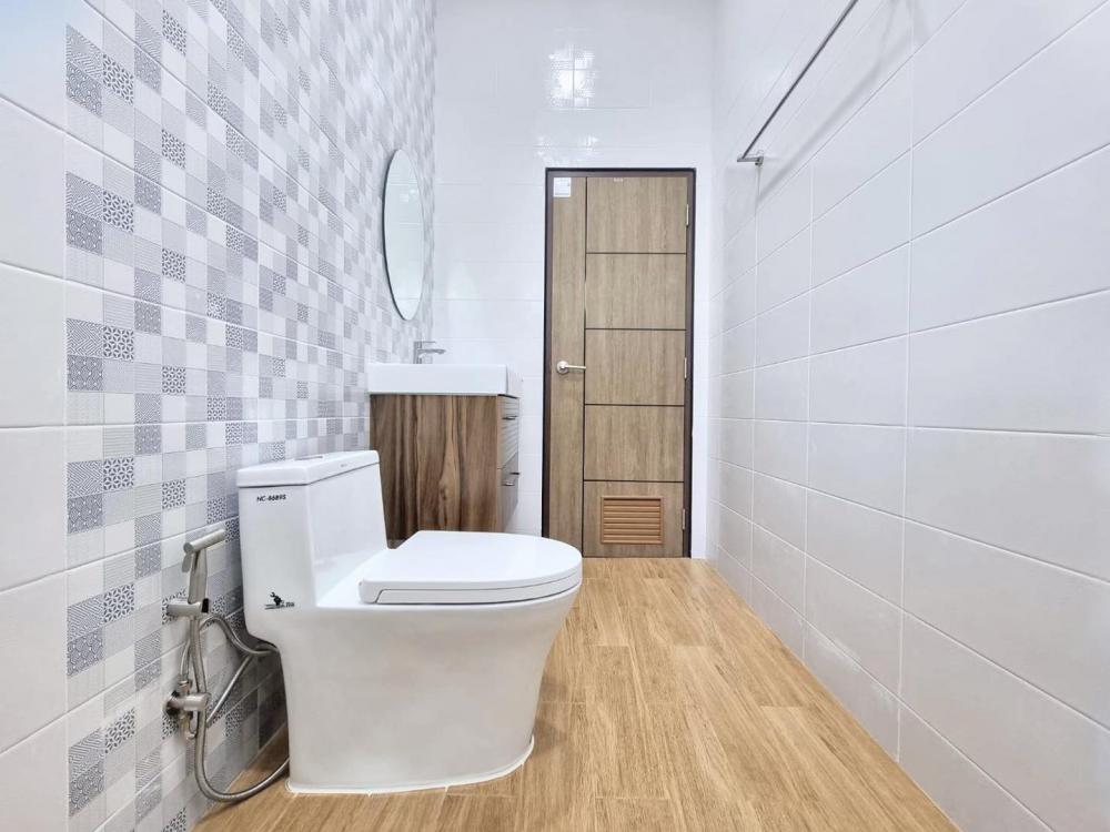 บ้านสวนสไตล์มินิมอล ท่ามกลางป่าเขา