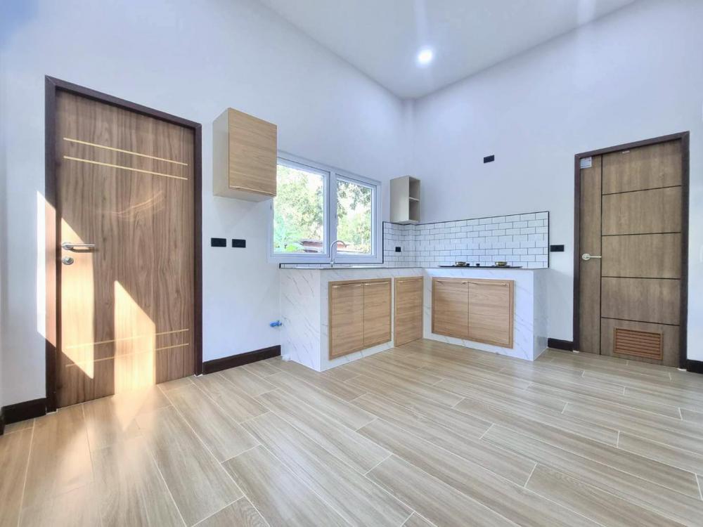 บ้านสวนสไตล์มินิมอล ท่ามกลางป่าเขา