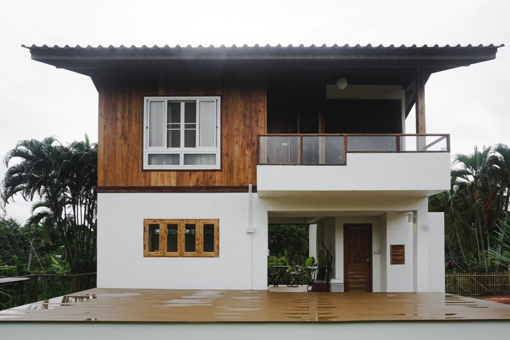 ไอเดียบ้านไม้ 2 ชั้น สวยงามสงบน่าอยู่