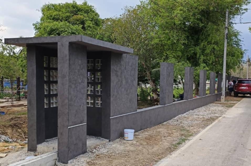 รั้วลอฟท์โทนเทาเข้มๆ