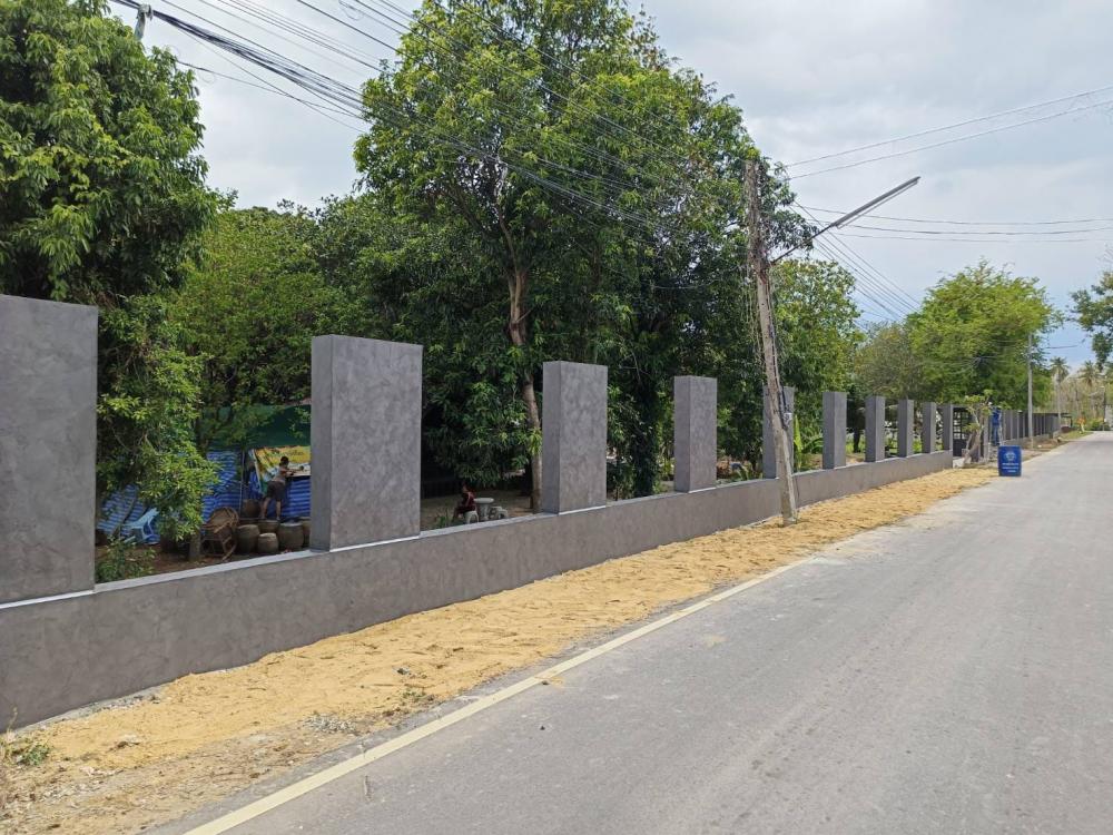 รั้วลอฟท์โทนเทาเข้มๆ