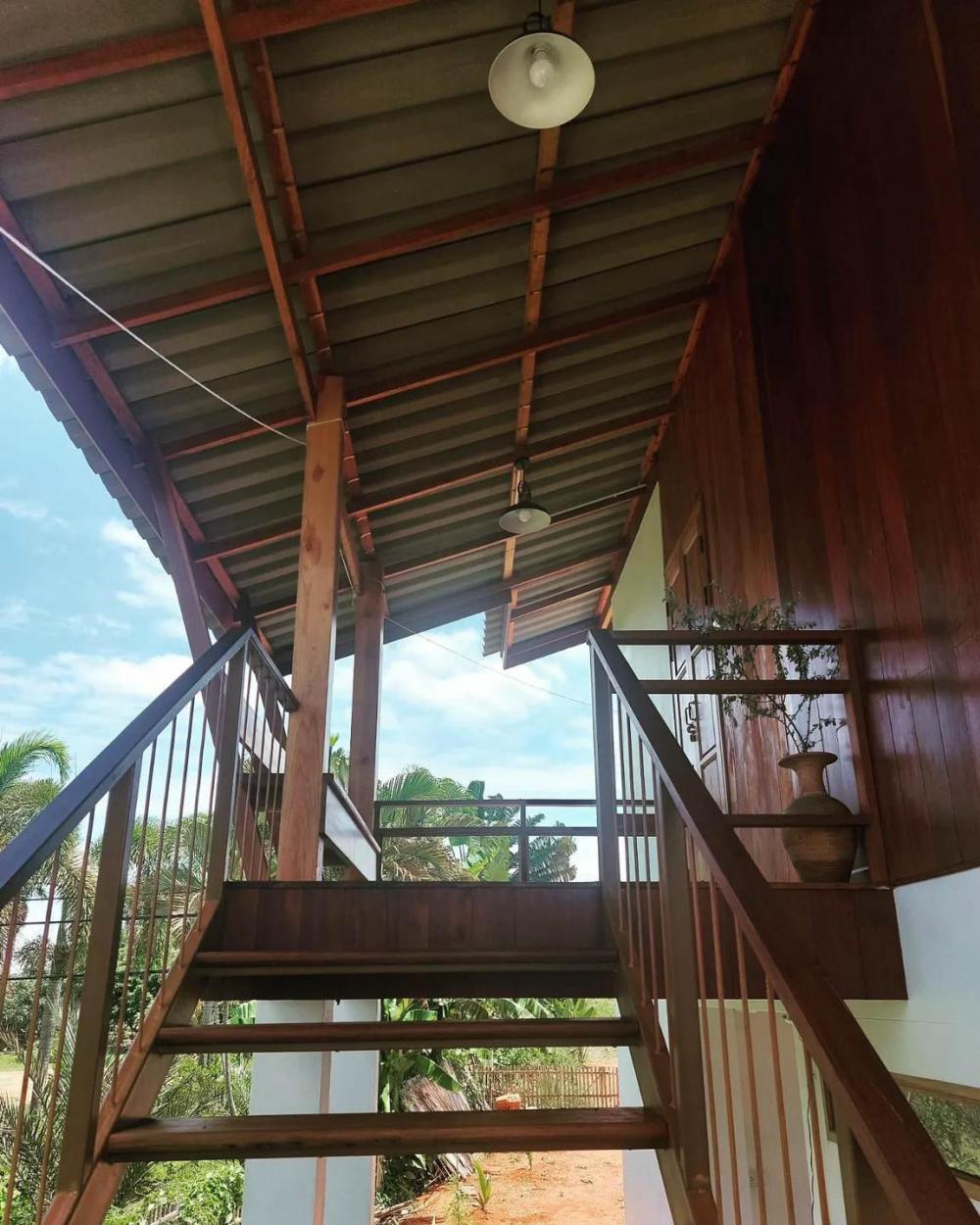 ไอเดียแบบบ้านในฝันสองชั้นครึ่งปูนครึ่งไม้ในวัยเกษียณ