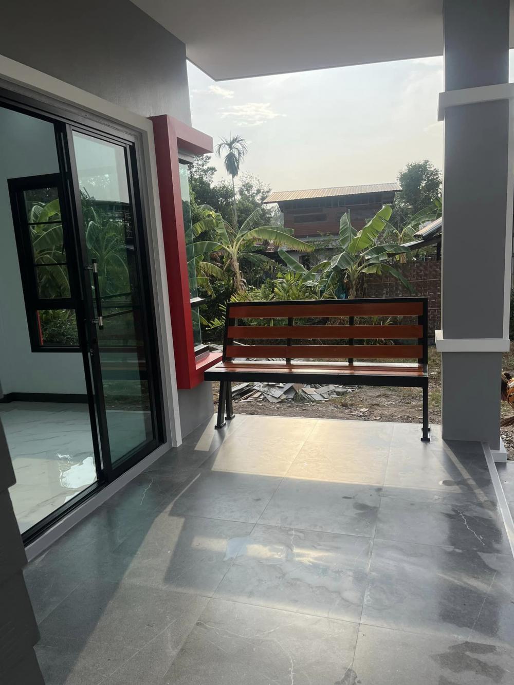 บ้านทรงโมเดิร์น งบ 8.7 แสนบาท