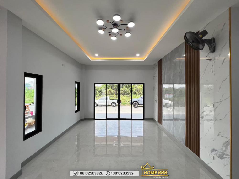 บ้านชั้นเดียวสไตล์คอนเทมโพรารี่ 4 ห้องนอน 3 ห้องน้ำ และห้องอื่นๆ