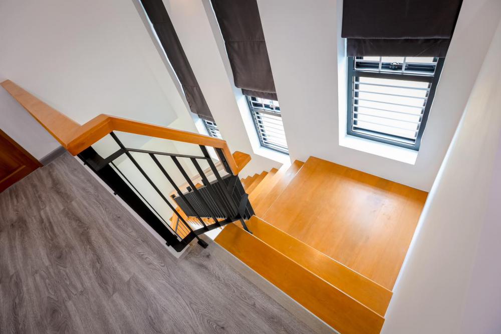 บ้านสไตล์โมเดิร์น 2 ชั้น หน้าแคบ