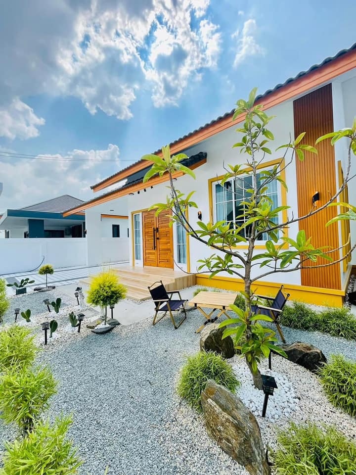 บ้านเดี่ยวชั้นเดียวสไตล์มินิมอลมูจิ ดีไซน์ที่ทันสมัย สวย อบอุ่น เรียบง่าย พร้อมฟังก์ชั่นที่ลงตัว ผสมผสานกลิ่นอายญี่ปุ่น