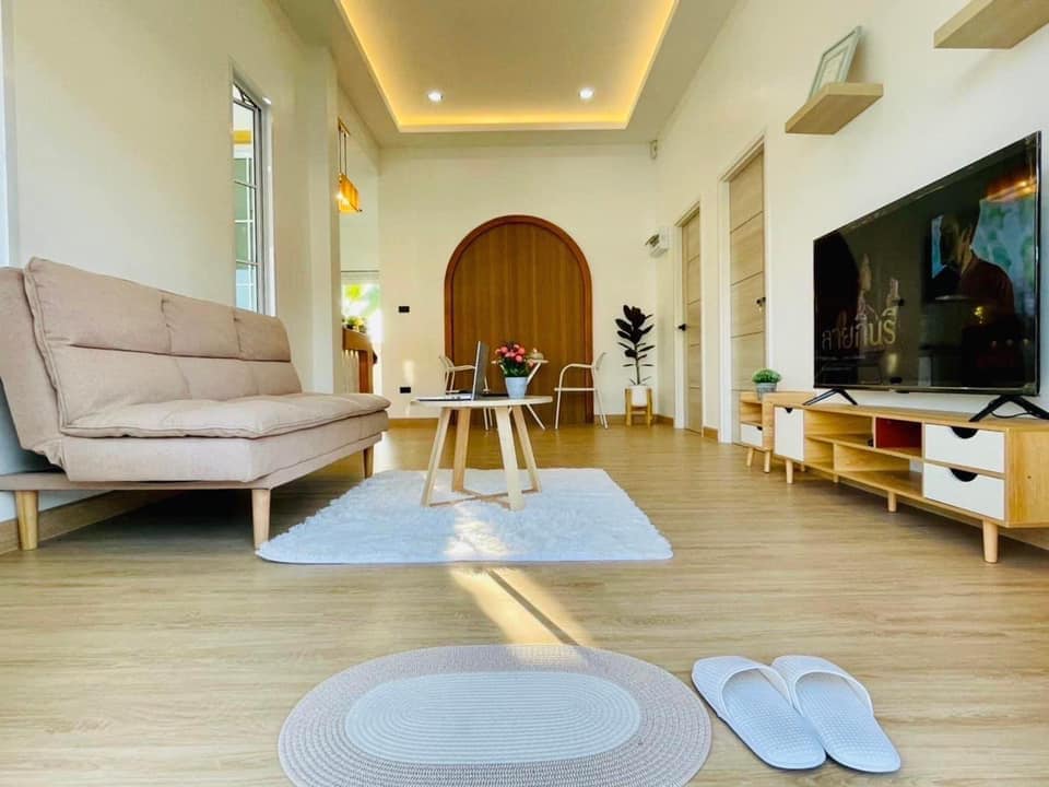 บ้านเดี่ยวชั้นเดียวสไตล์มินิมอลมูจิ ดีไซน์ที่ทันสมัย สวย อบอุ่น เรียบง่าย พร้อมฟังก์ชั่นที่ลงตัว ผสมผสานกลิ่นอายญี่ปุ่น