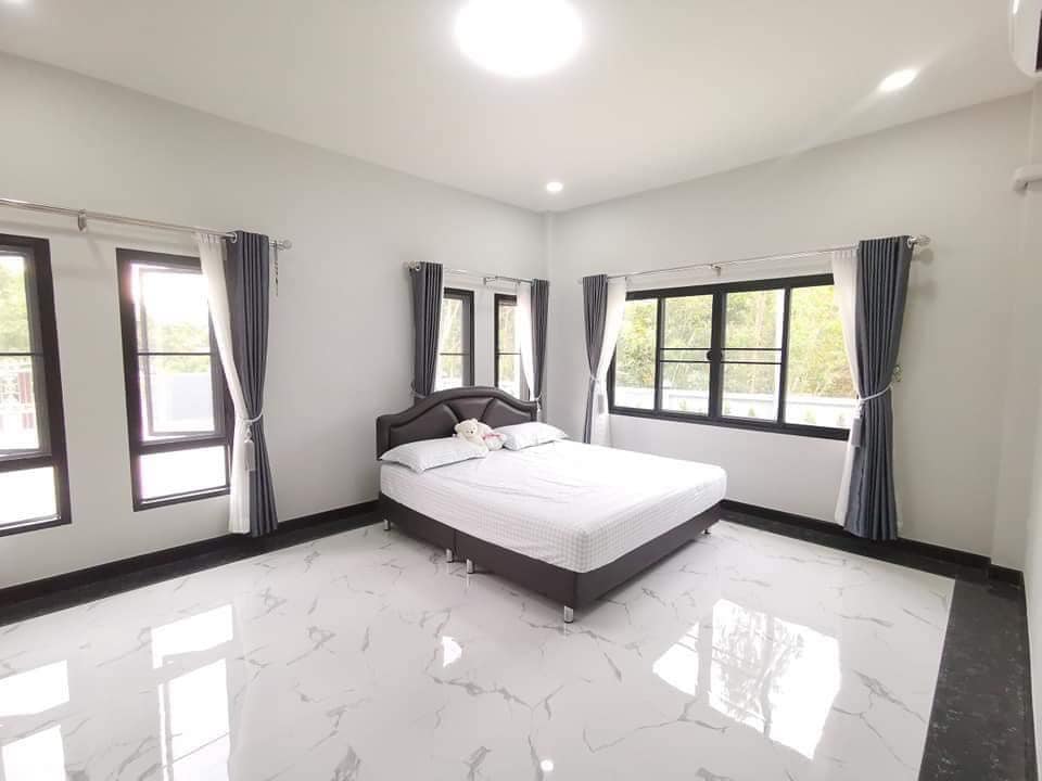 บ้านทรงปั้นหยา 3 ห้องนอน 4 ห้องน้ำ ขนาด 215 ตร.ม.