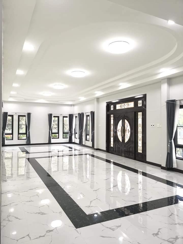 บ้านทรงปั้นหยา 3 ห้องนอน 4 ห้องน้ำ ขนาด 215 ตร.ม.