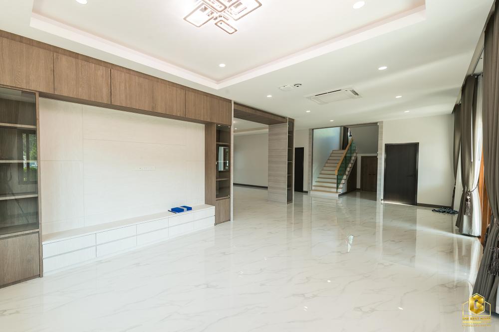 บ้านสองชั้นทรงปั้นหยา สวยพื้นที่กว้างขวางน่าอยู่