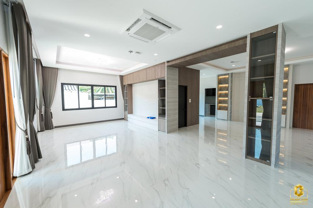 บ้านสองชั้นทรงปั้นหยา สวยพื้นที่กว้างขวางน่าอยู่