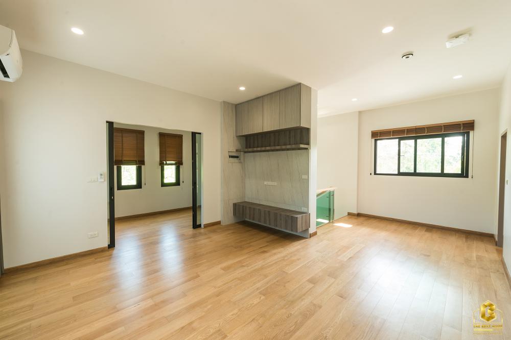 บ้านสองชั้นทรงปั้นหยา สวยพื้นที่กว้างขวางน่าอยู่