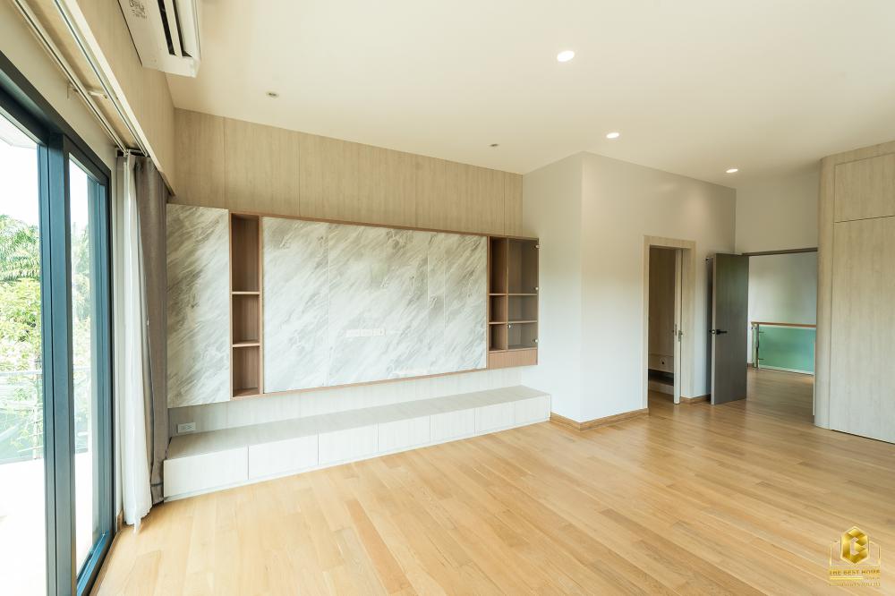 บ้านสองชั้นทรงปั้นหยา 4 ห้องนอน สวยพื้นที่กว้างขวางน่าอยู่