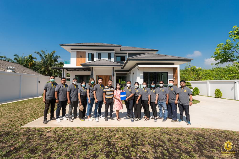 บ้านสองชั้นทรงปั้นหยา 4 ห้องนอน สวยพื้นที่กว้างขวางน่าอยู่