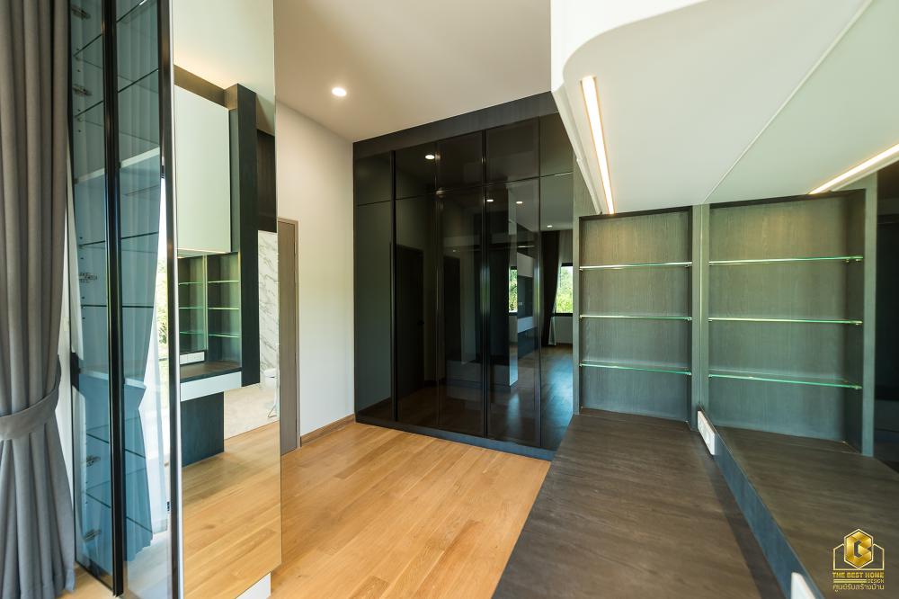 บ้านสองชั้นทรงปั้นหยา 4 ห้องนอน สวยพื้นที่กว้างขวางน่าอยู่