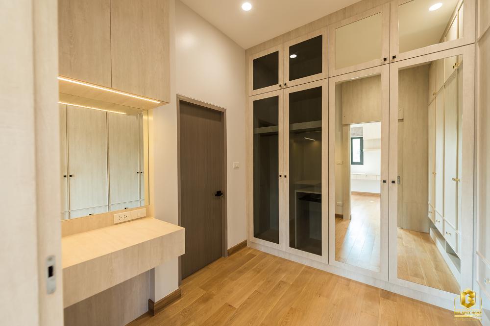 บ้านสองชั้นทรงปั้นหยา 4 ห้องนอน สวยพื้นที่กว้างขวางน่าอยู่