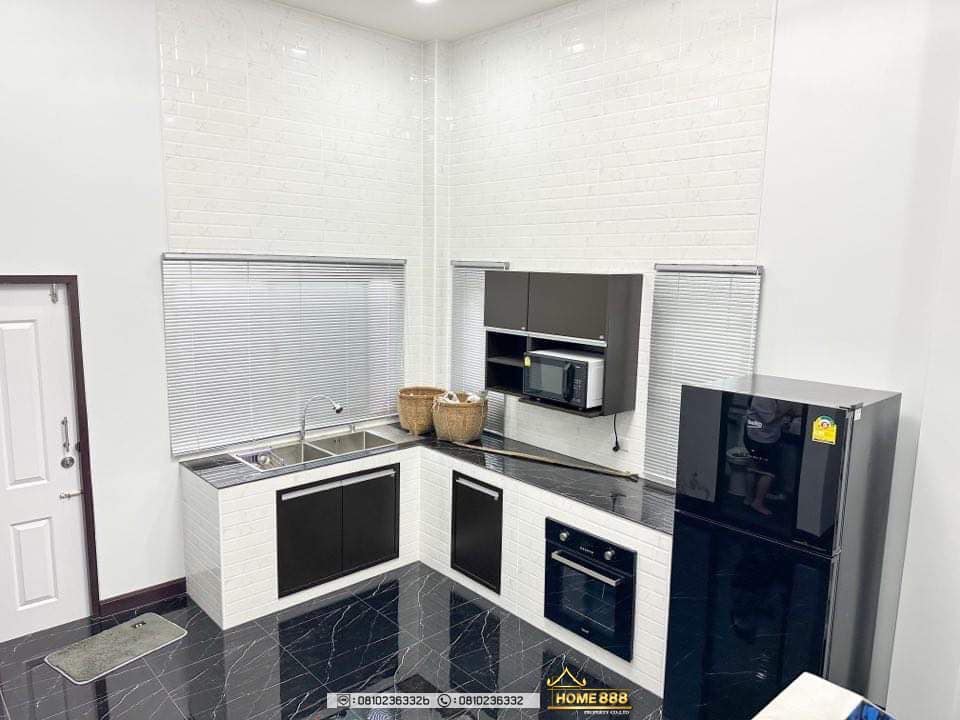 บ้านพักอาศัยชั้นเดียวสไตล์คอนเทมโพรารี่ 3 ห้องนอน 4 ห้องนอน